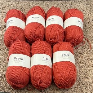7 Brava Sport Weight Yarn in coral